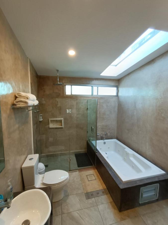 Вілла Casa Hector, Con Jacuzzi, Cerca Del Foro Gnp. Меріда Екстер'єр фото